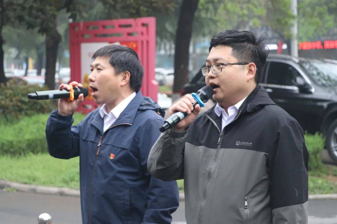 济源交通事业发展中心举行“升国旗·颂党恩”缅怀先烈升旗活动