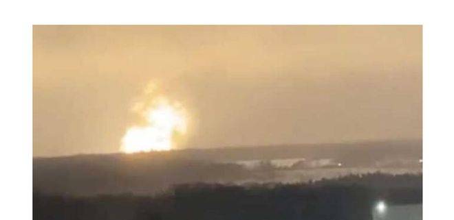 俄洲际导弹工厂爆炸，无人机攻击致俄原油加工量暴跌