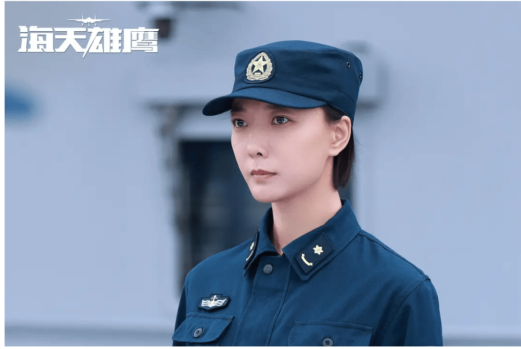 一集播放量1200万，夺军旅剧榜第1，网友：一口气追8集越看越香！